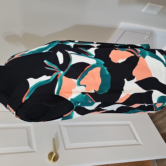 Tank Top - Picture 5 of 16